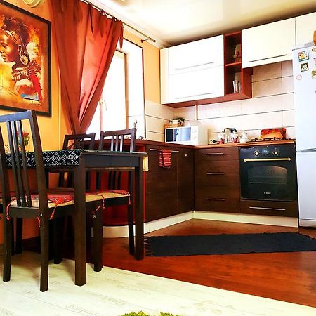 דנייפרופטרובסק Apartment Ushakova 16 מראה חיצוני תמונה